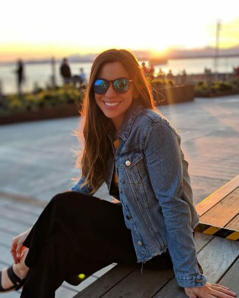 valeria-sunset-vancouver-beach